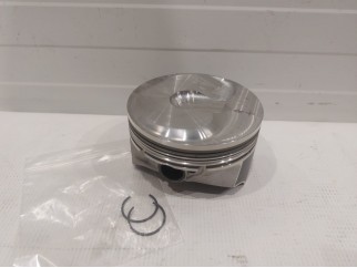 Engine Piston, RH